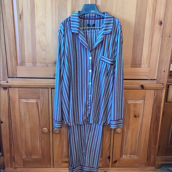 Vera Wang Super Comfy Pajama set - Picture 1 of 8